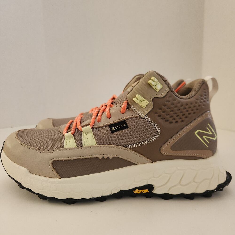 New Balance Women's Fresh Foam X Hierro Mid GTX V1 Trail Running Shoe, 9.5 M - Picture 5 of 12